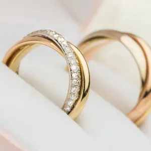 Choose your metal and gold purity